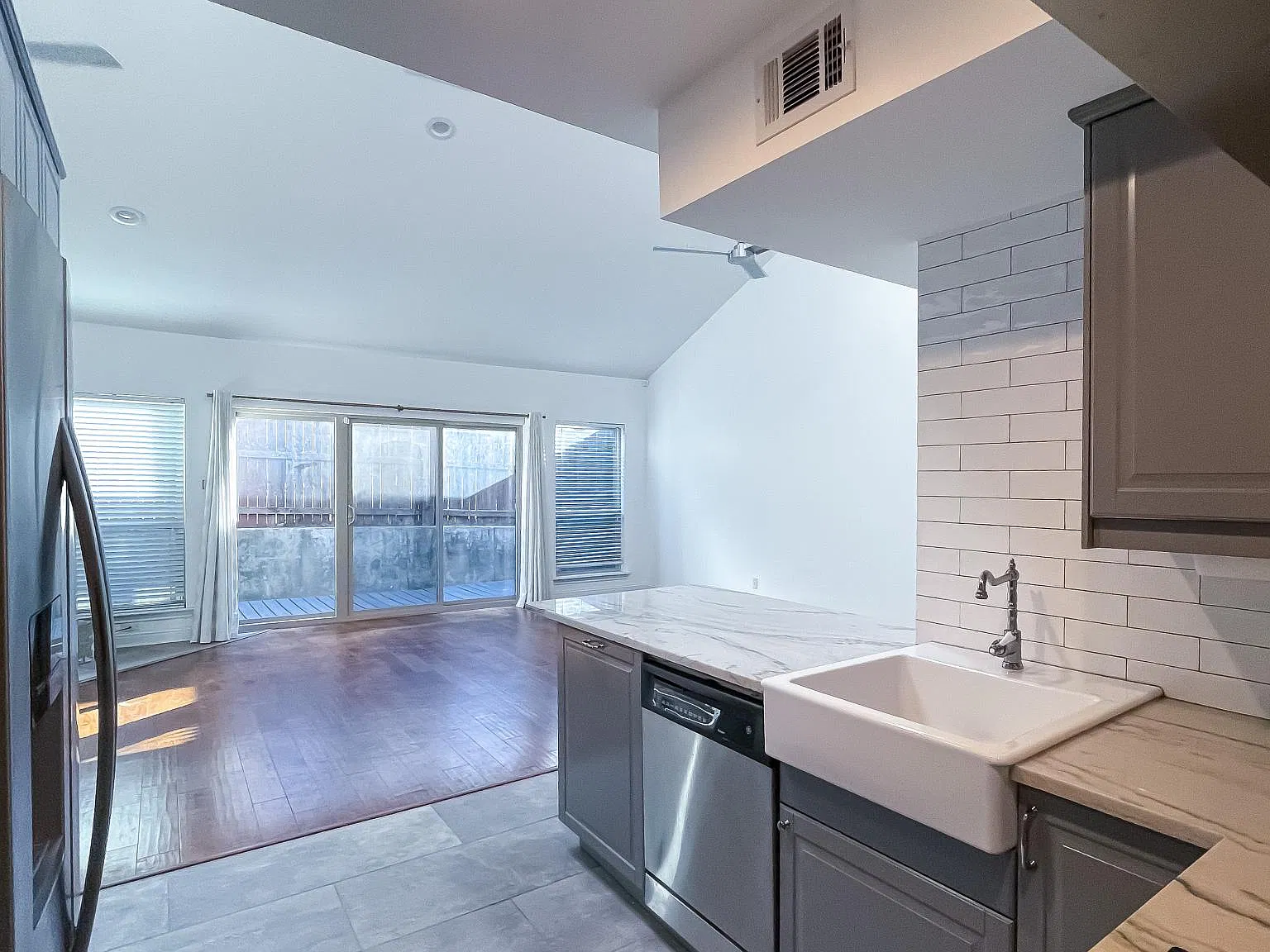 7450 Holly Hill Dr — Photo 1