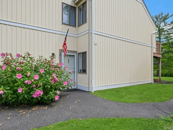 26 Kenneth Stuart #A, Mohegan Lake, NY 10547