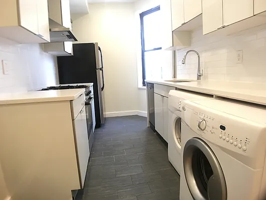 Rented by Bohemia Realty Group | media 25