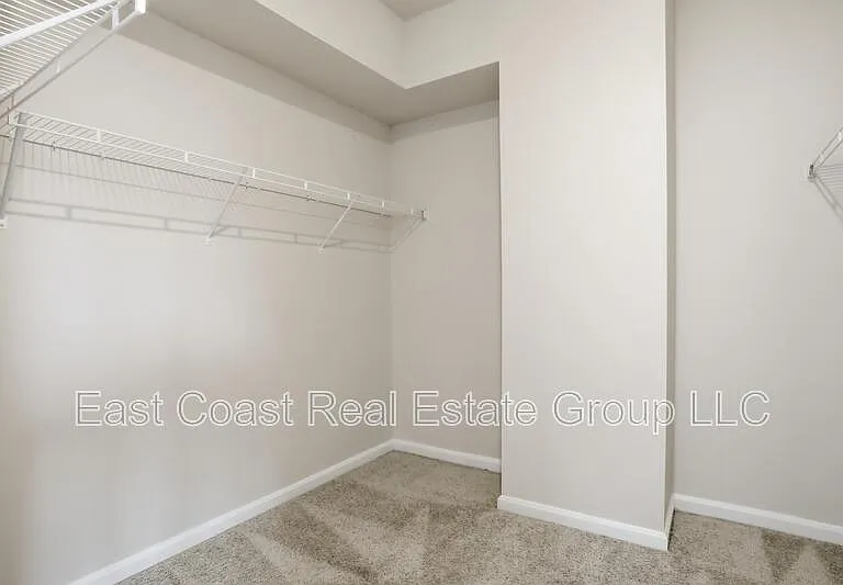 5123 Ironsides Dr — Photo 30