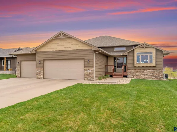 3604 S Faith Ave, Sioux Falls, SD 57110