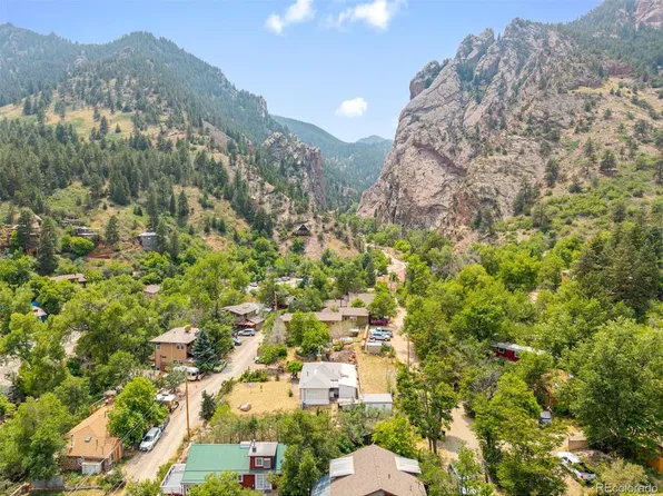 176 Artesian Dr, Eldorado Springs, CO 80025