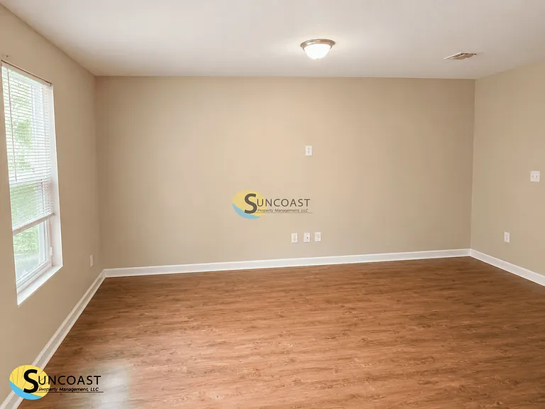 8406 Oden Ave — Photo 5