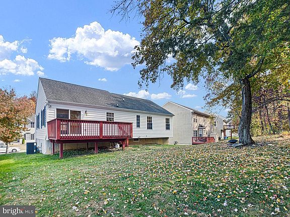 4th image of 37 Jesse Boyd Cir