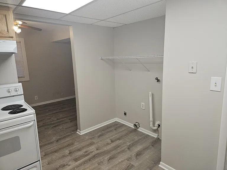 18681 W Spring Lake Rd — Photo 3