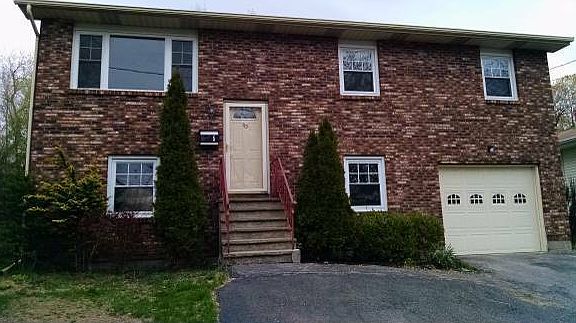 4th image of 115 Hillcrest Ave