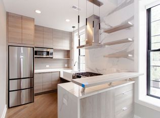 1436 W Blackhawk St #201, Chicago, IL 60642
