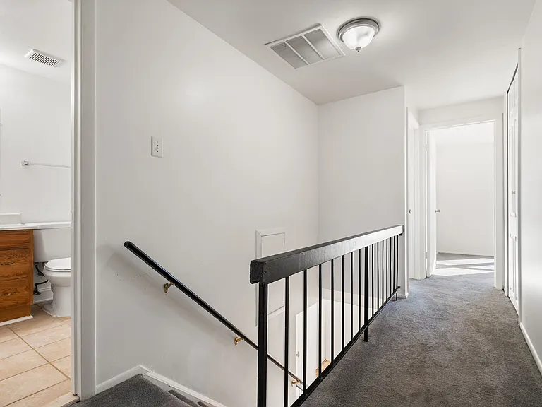 30 Carolina Ct — Photo 18