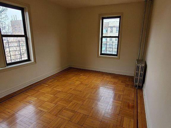 5th image of 3451 Giles Pl APT O31