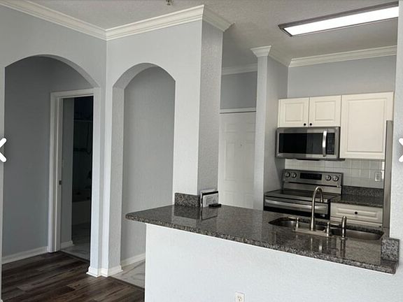 3rd image of 1216 S Missouri Ave Unit 401