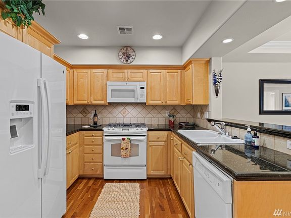 4th image of 4535 Providence Point Pl SE Unit 104