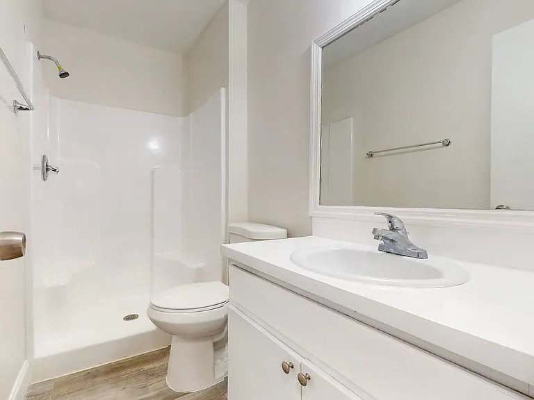 Janie B Apartments — Photo 24