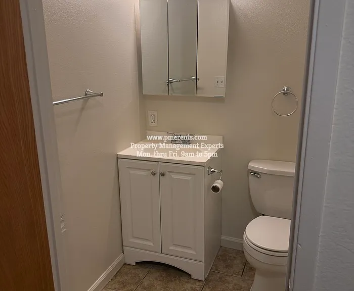 1331 Pinetree Dr #3 — Photo 11