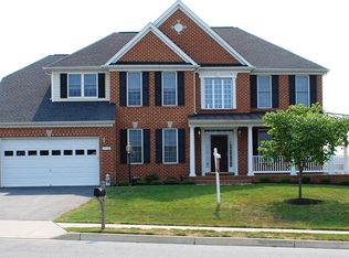 1910 Castle Green Cir, Mount Airy, MD 21771