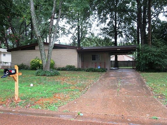 3rd image of 1407 Vicksburg Dr