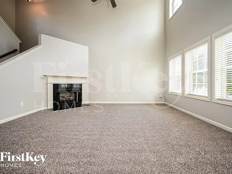 2501 Freemont St — Photo 2