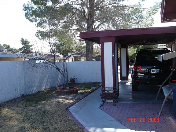 Front Yard & Car Port