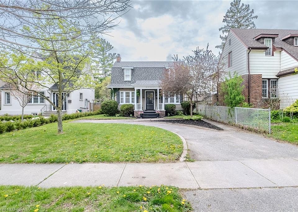 1st image of 58 Lincoln Ave