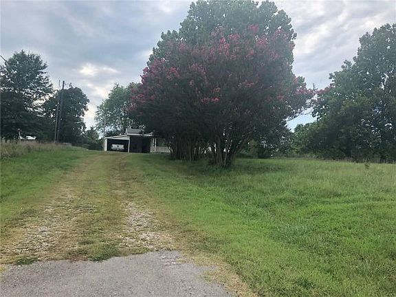 4th image of 1039 N Starr Dr #350