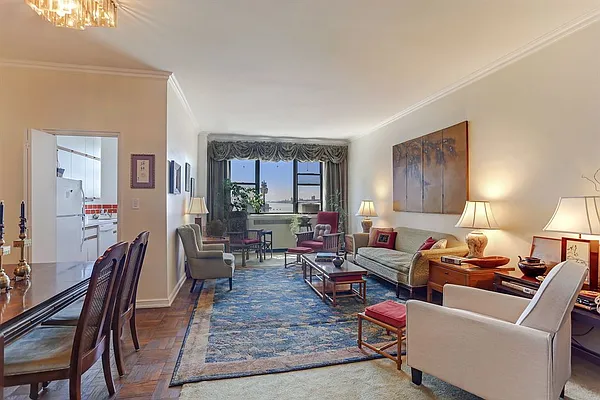 Sold by Corcoran | media 22