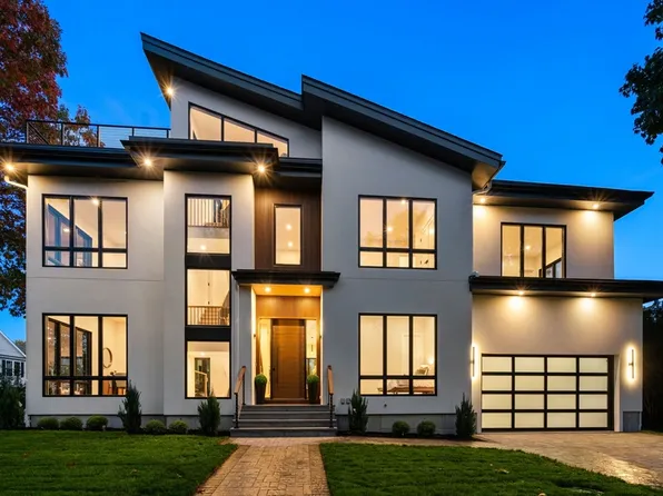 56 Dearborn St #56, West Newton, MA 02465