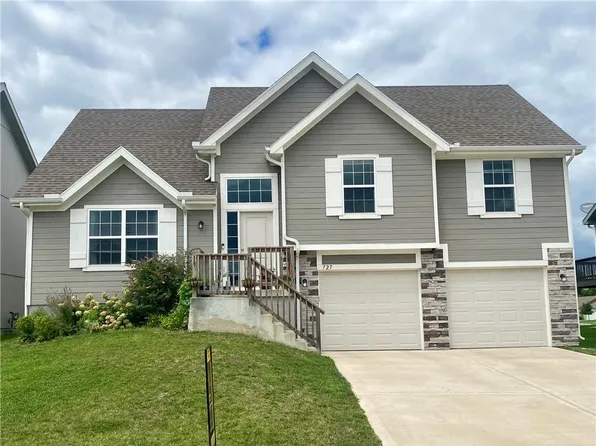 727 Connor St, Belton, MO 64012