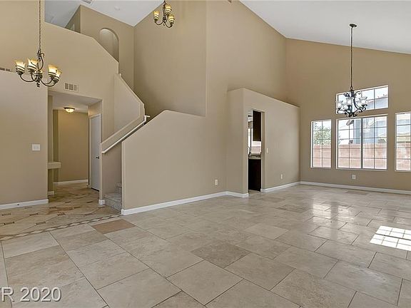 4th image of 1633 Santa Lucia Dr