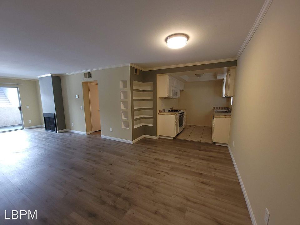 1st image of 10825 Blix St APT 105