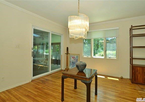 5th image of 9 Tracy Dr