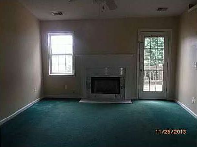 4th image of 1950 Foster Trace Ct