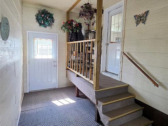 2nd image of 425 Corofin CRESCENT