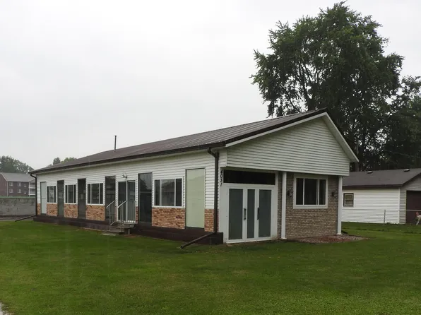 4031 Velma Dr, Fort Gratiot, MI 48059