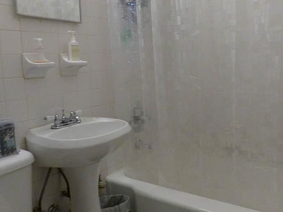 4th image of 364 W 19th St APT 1C