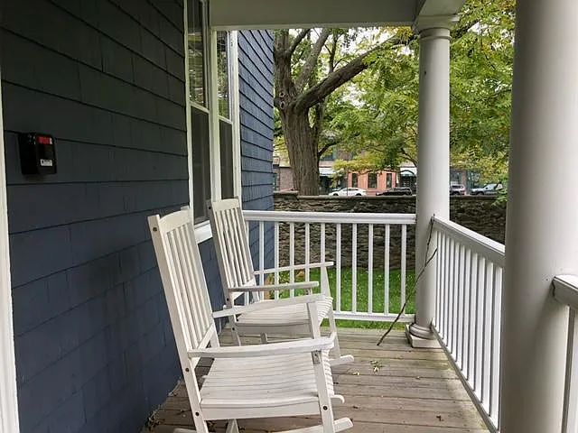 54 Chapel St — Photo 2
