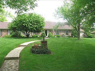 5th image of 2120 Lakeside Dr