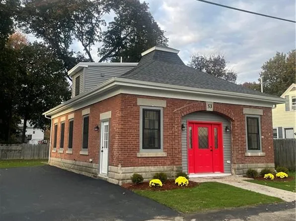53 Hope St, Lincoln, RI 02865