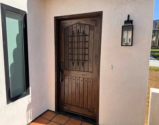 1351 Virginia Ave — Photo 4