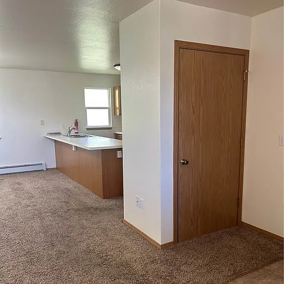 104 Pullman Ct #C — Photo 2