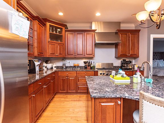 2nd image of 2238 W Belmont Ave Unit 3C