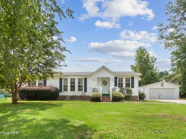 1030 Palm Court SW, Calabash, NC 28467