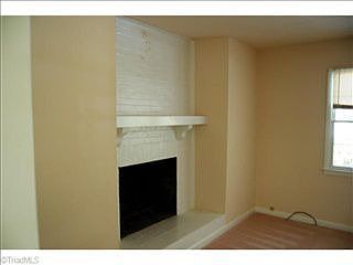 5th image of 2711 Lilac Dr