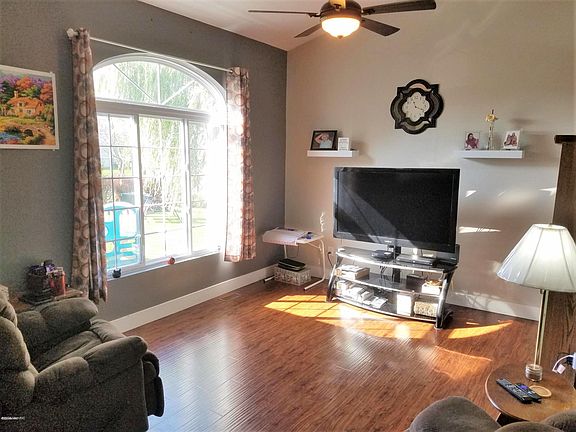 5th image of 2131 Jaclyn Dr