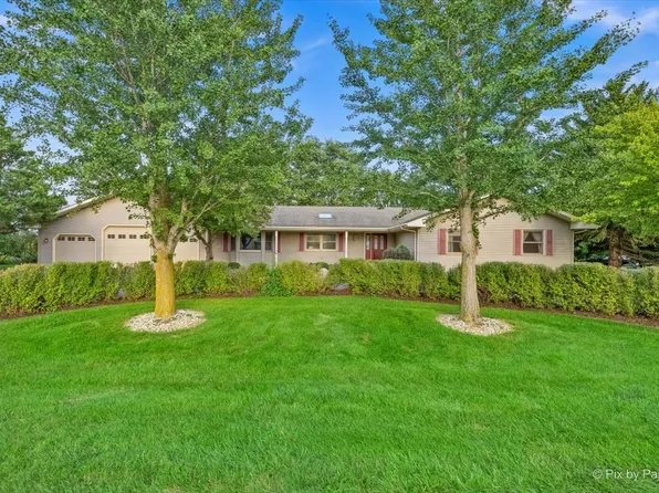 1161 Timothy Ln, Woodstock, IL 60098