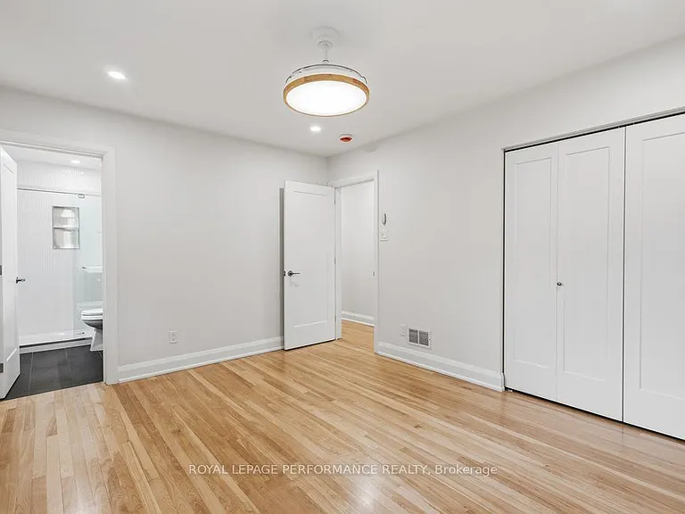 180 Roger Rd — Photo 15