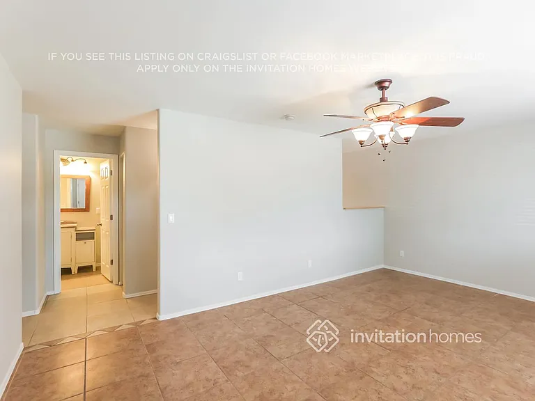 401 E Fremont Dr — Photo 10