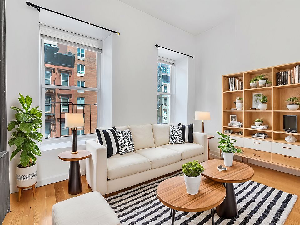 1st image of 454 W 36th St #4A