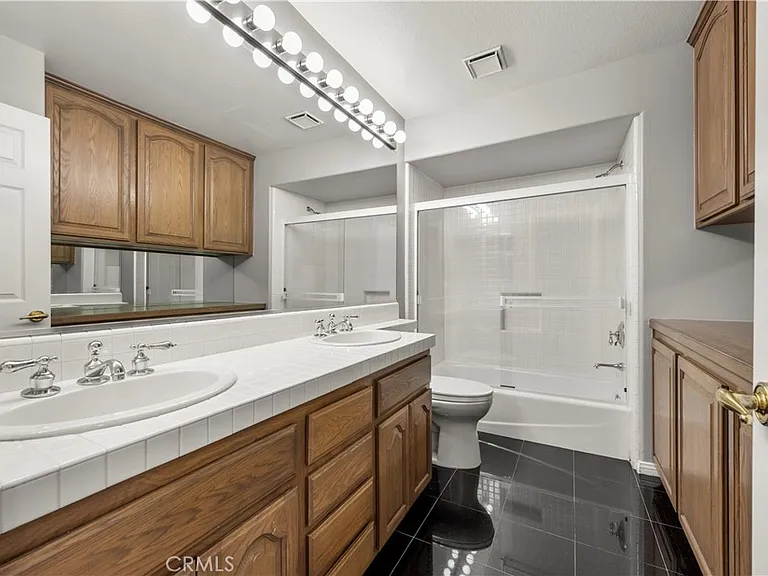 2871 N Roxbury St — Photo 28