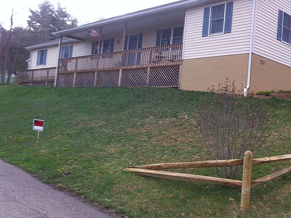 2nd image of 405 Lemont Lane