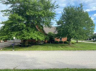 2092 Silver Lake Blvd, Frankfort, KY 40601