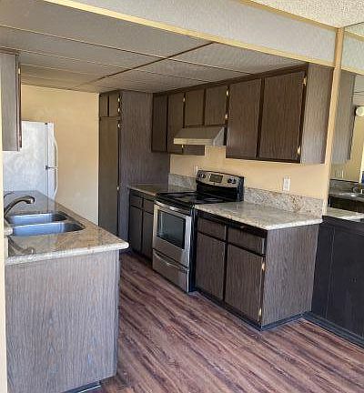 3rd image of 2847 Instone Ct